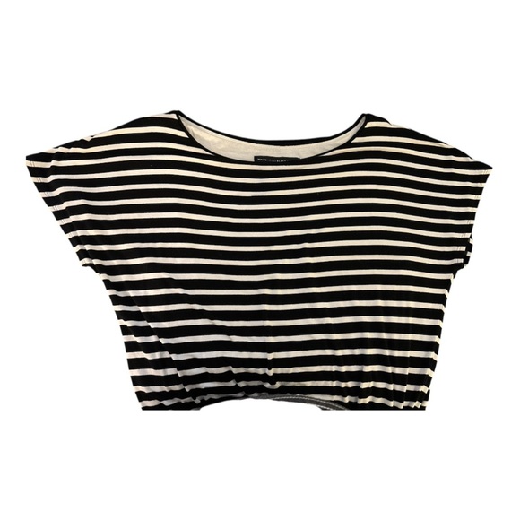 WHITE HOUSE BLACK MARKET dress, black and white stripe, faux wrap, size Medium. - Picture 6 of 9